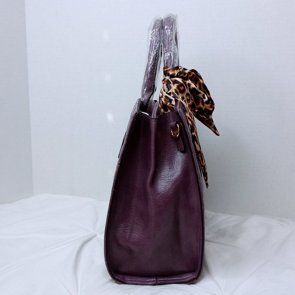 Purple Quilted Handbag - Picture 8 of 8